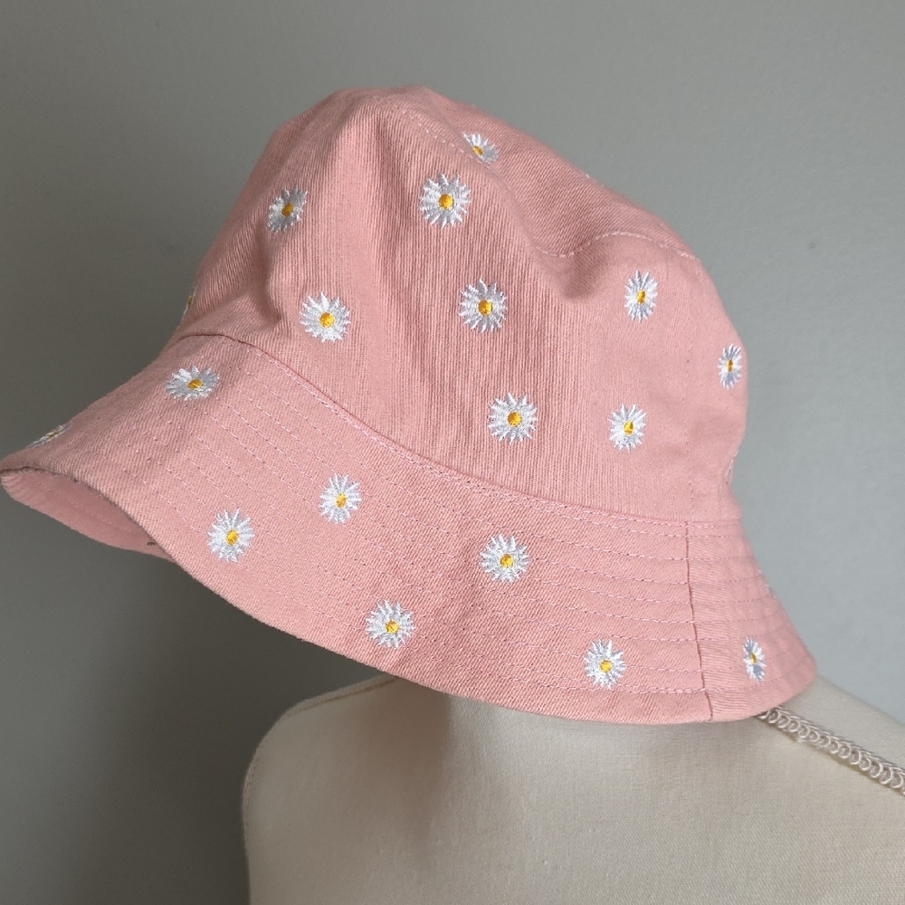 Two-Way Embroidered Pink Bucket Hat with Daisies OSFM Adult